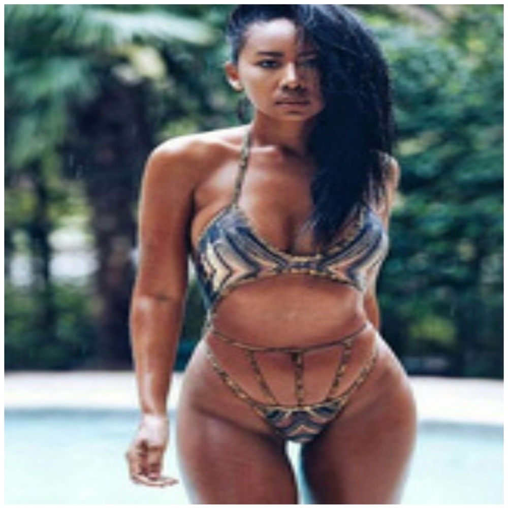 Super sexy Monokini.